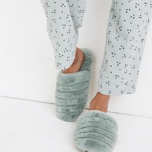 MADEWELL slip on slippers in pink size 10